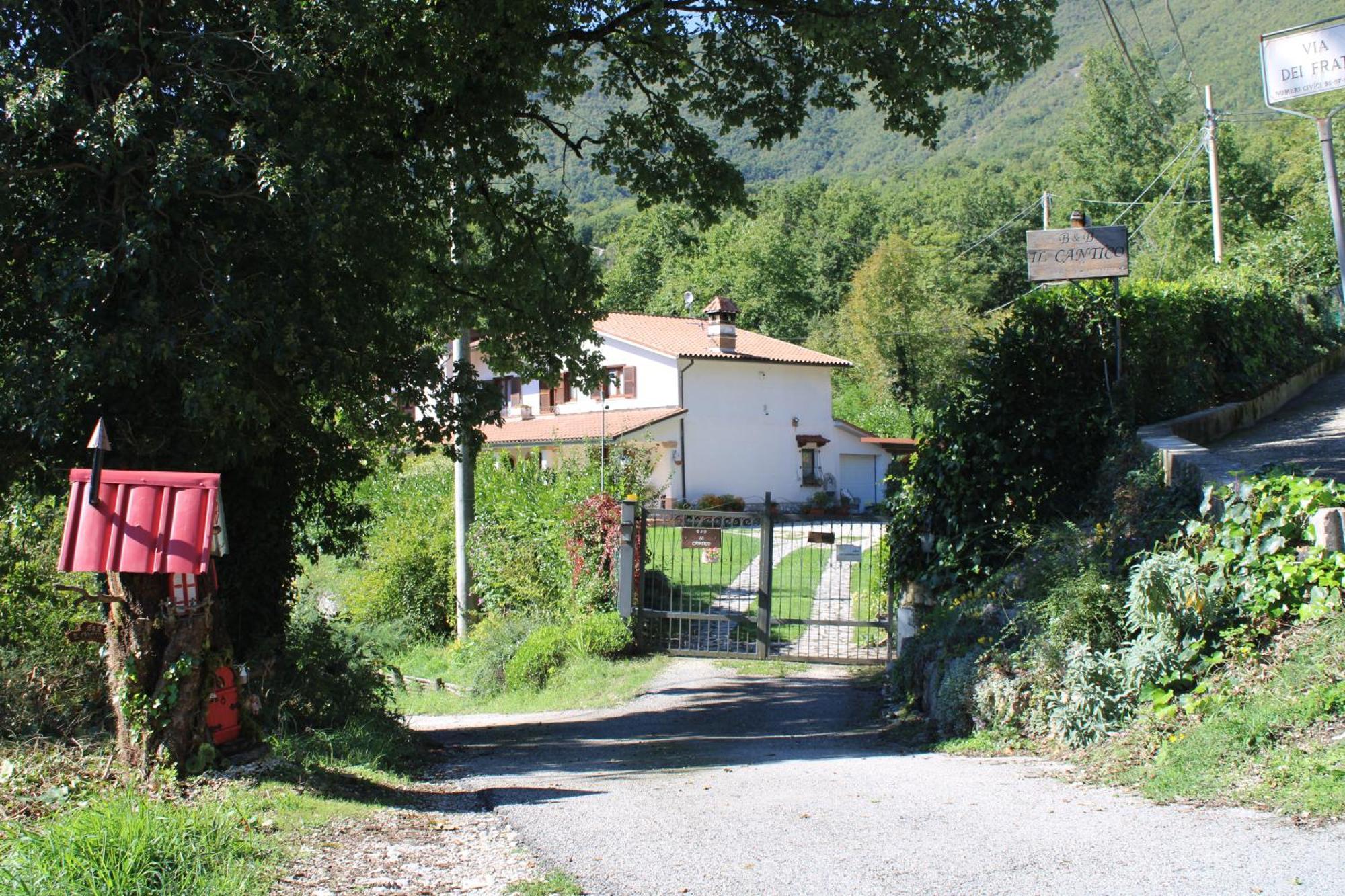 B&B Il Cantico Greccio Exteriör bild